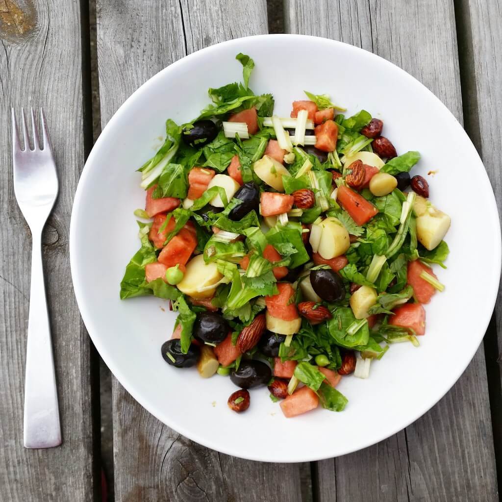 Opskrift på fyldig sommersalat