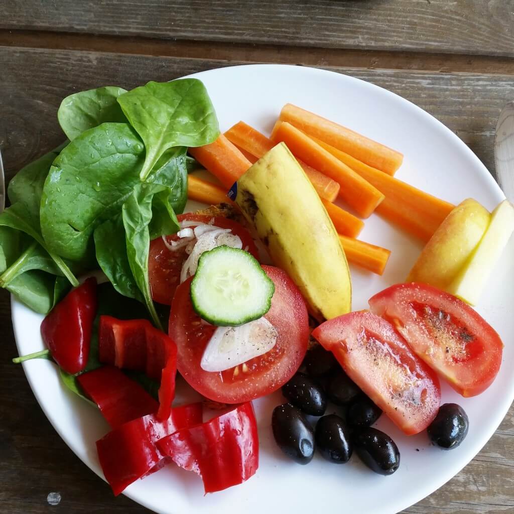 Vegansk frokost med masser af grønt